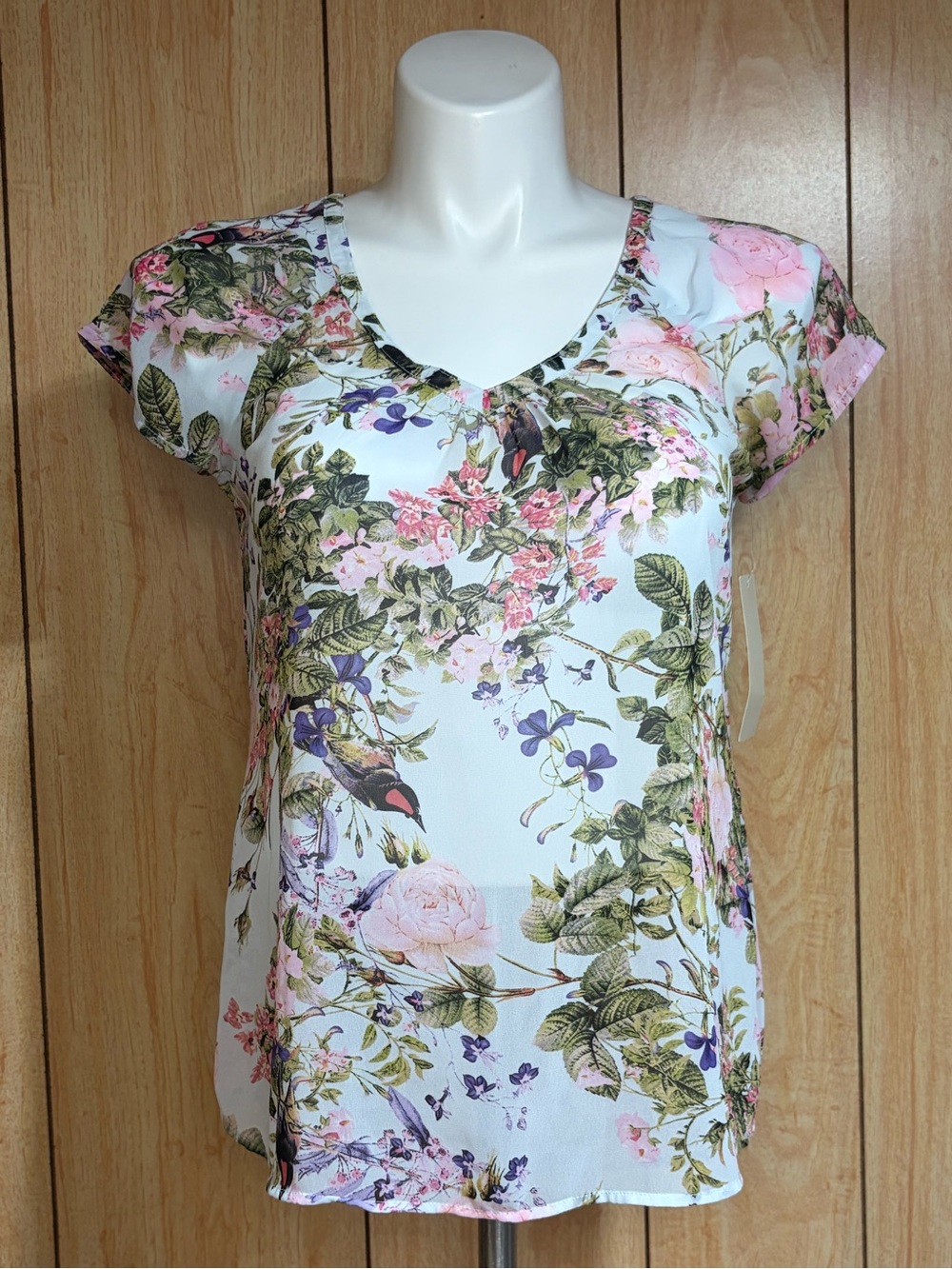 Figueroa& Flowers Floral V-Neck Short Sleeve Blouse - White/Pink SZ - M